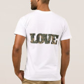 私はカモフラージグリーンブラウンが大好き | Tシャツ (裏面)