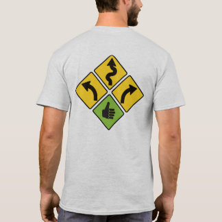 私はカーブの交通標識のオートバイのワイシャツを好みます Tシャツ