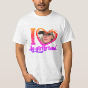私はガールフレンドのカスタムシャツが大好きパーソナライズされた Tシャツ