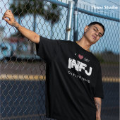 私はガールフレンドの性格特徴バレンタインが大好き Tシャツ