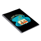 私はキャンパーのまわりにヴァンキャンピングエクスプローラー自然 ノートブック (右側)