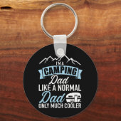 私はキャンプパパノーマル多くのキャラバンクールトレーラー キーホルダー (正面)