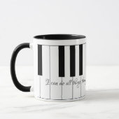 私はキリストを通して全てのことをピアノ鍵で行える マグカップ (左)