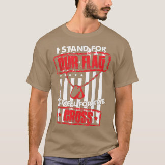 私はキリスト教の旗印退役軍人 Tシャツ