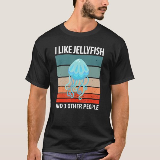 私はクラゲと3人が好きだ Tシャツ (正面)