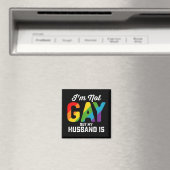 私はゲイではありませんが、私の夫は面白い LGBTQプライド マグネット (インサイチュ (食洗機))