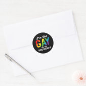 私はゲイではないが、ガールフレンドはおもしろいLGBTQプライド ラウンドシール (封筒)