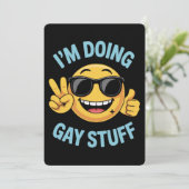 私はゲイ物ミームおもしろいLGBTQプライド 招待状 (スタンド正面)