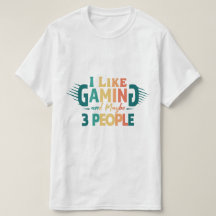 私はゲームと多分3人の人々が好き，ゲームおもしろい