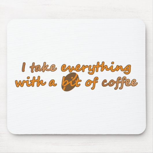 私はコーヒーを少し飲んで(© Mira) マウスパッド (正面)