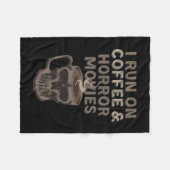 私はコーヒ走ーとホラー映画のスカルハロウィン フリースブランケット (正面(横))