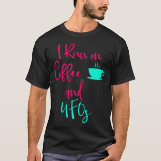 私はコ走ーヒーとUfoかわいいエイリアン引用文 Tシャツ