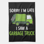 私はゴミをリサイクルするゴミのトラックの衣装を見た キッチンタオル (縦)