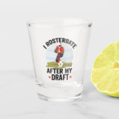 私はサッカーの後に荷車を引くファンタジーおもしろいを負う ショットグラス (正面)