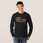私はサンドイッチを食べ物に大人気おもしろい Tシャツ (正面フル)