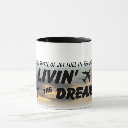 私はジェット燃料のマグの臭いを愛します マグカップ (中央)