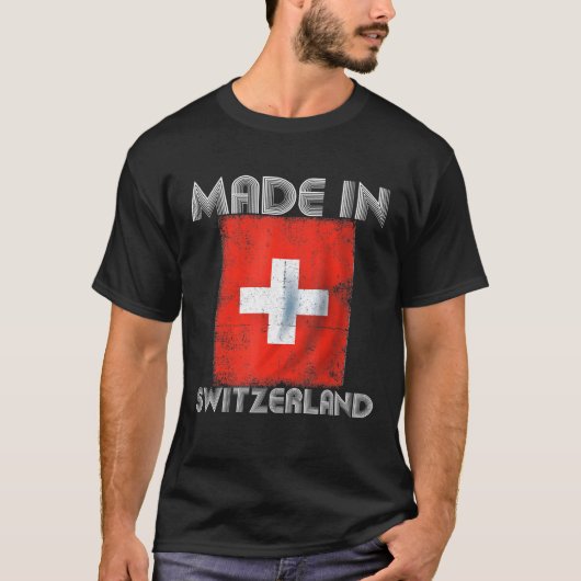 私はスイスのDnaスイス国旗の国でスイスが大好き Tシャツ (正面)