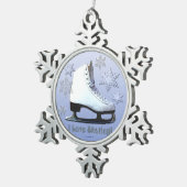 私はスケートで滑ることを愛します! スノーフレークピューターオーナメント (右)