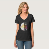 私はスポーツ遊を始めようとする女の子が好き保だと知っている Tシャツ (正面フル)