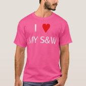 私はスミスとウェッソンおもしろいガンユーモアのある2番が大好き Tシャツ (正面)