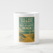 私はセラピーを必要としない、私はちょうどE大西洋ビーチが必要 ジャンボコーヒーマグカップ (正面)