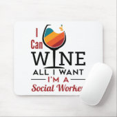 私はソーシャルワーカーで好きなだけワインが飲める マウスパッド (マウス)