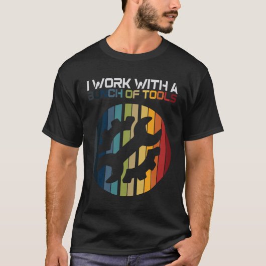 私はツールの束を扱う整備士 Tシャツ (正面)