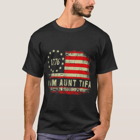 私はティファおばさん Tシャツ (正面)
