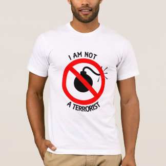私はテロリストではないです Tシャツ