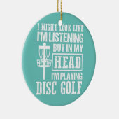 私はディスクゴルフ聞フリスビーのように見える セラミックオーナメント (右)