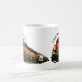 私はディーゼル遊列車機関車をまだ持っている コーヒーマグカップ (中央)