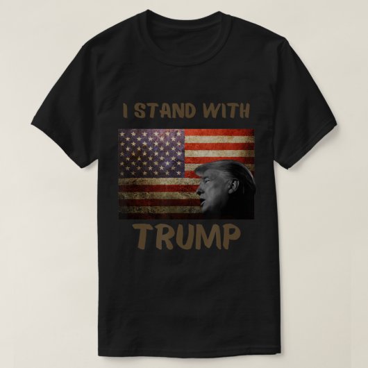 私はトランプのアメリカ国旗Tシャツを掲げている Tシャツ (デザイン正面)