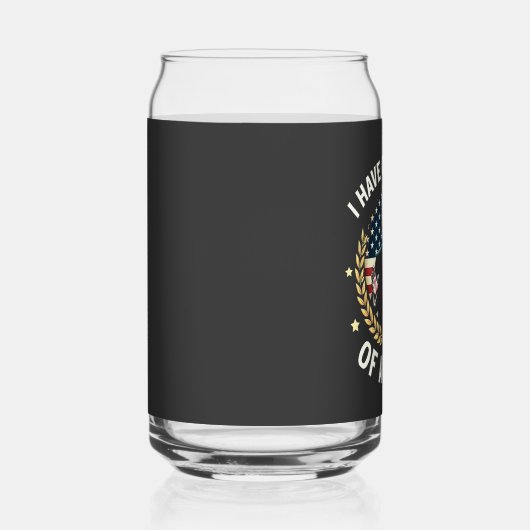 私はトランプの討論会の計画の概念を持っている ガラス缶 (右)