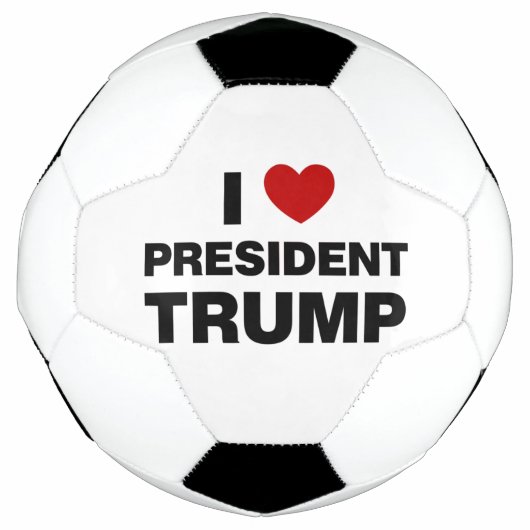 私はトランプ大統領ハートを愛する サッカーボール (正面)