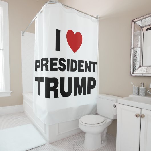 私はトランプ大統領ハートを愛する シャワーカーテン (インサイチュ)