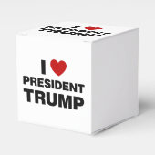 私はトランプ大統領ハートを愛する フェイバーボックス (正面サイド)