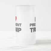 私はトランプ大統領ハートを愛する フロストグラスビールジョッキ (中央)