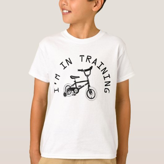 私はトレーニング中 Tシャツ (正面)