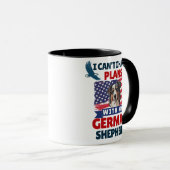 私はドイツの羊飼い犬と予定が合わない マグカップ (正面右)