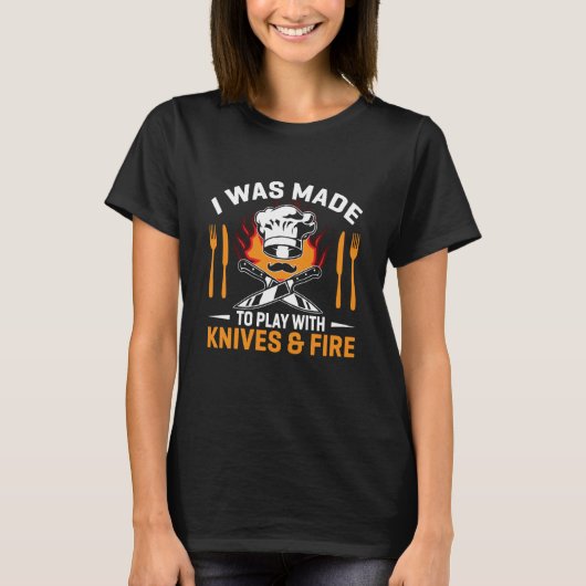 私はナイフと遊火調理師の衣装で作られた Tシャツ (正面)