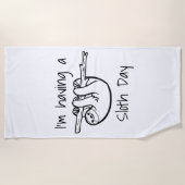 私はナマケモノの日を過ごしている ビーチタオル (正面)