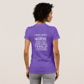 私はナースで生まれました Tシャツ (裏面フル)