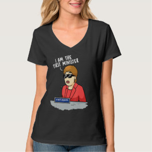 私はニコラ・チョウザメの初代大臣だ Tシャツ