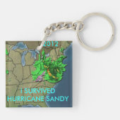 私はハリケーンサンディを生き延びました キーホルダー (裏面)