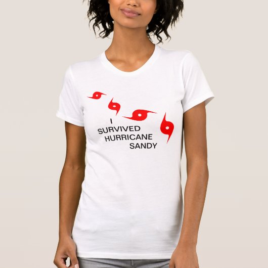 私はハリケーンサンディを生き延びました Tシャツ (正面)