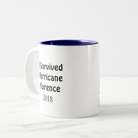 私はハリケーンフィレンツェを生き延びました ツートーンマグカップ (正面左)