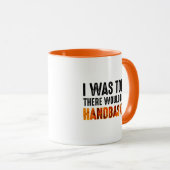 私はハンドバスケットがあると言われた マグカップ (正面右)
