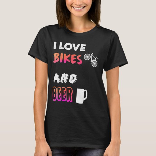 私はバイクおよびビールを愛します Tシャツ (正面)