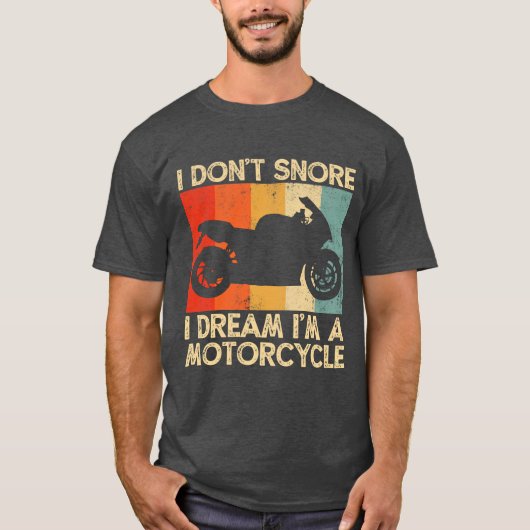 私はバイクのバイクもしくは自転車に乗る人で夢を見ているのではなくおもしろい Tシャツ (正面)