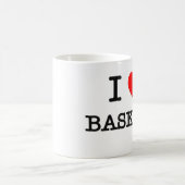 私はバスケットを愛します コーヒーマグカップ (中央)